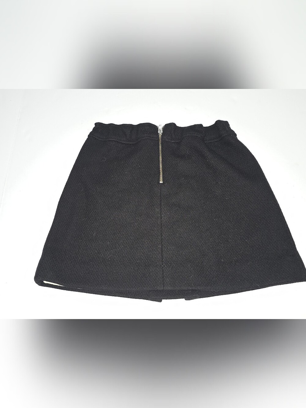 Bonpoint Black Textured A-Line Skirt with Zip Details - Picture 9 of 9